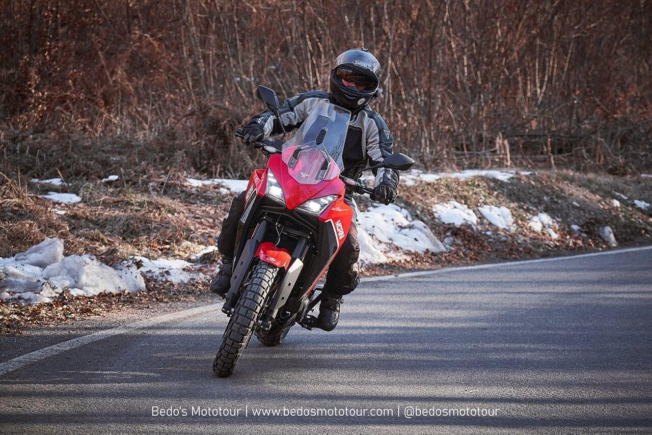 Moto Morini X-Cape: in sella alla novità