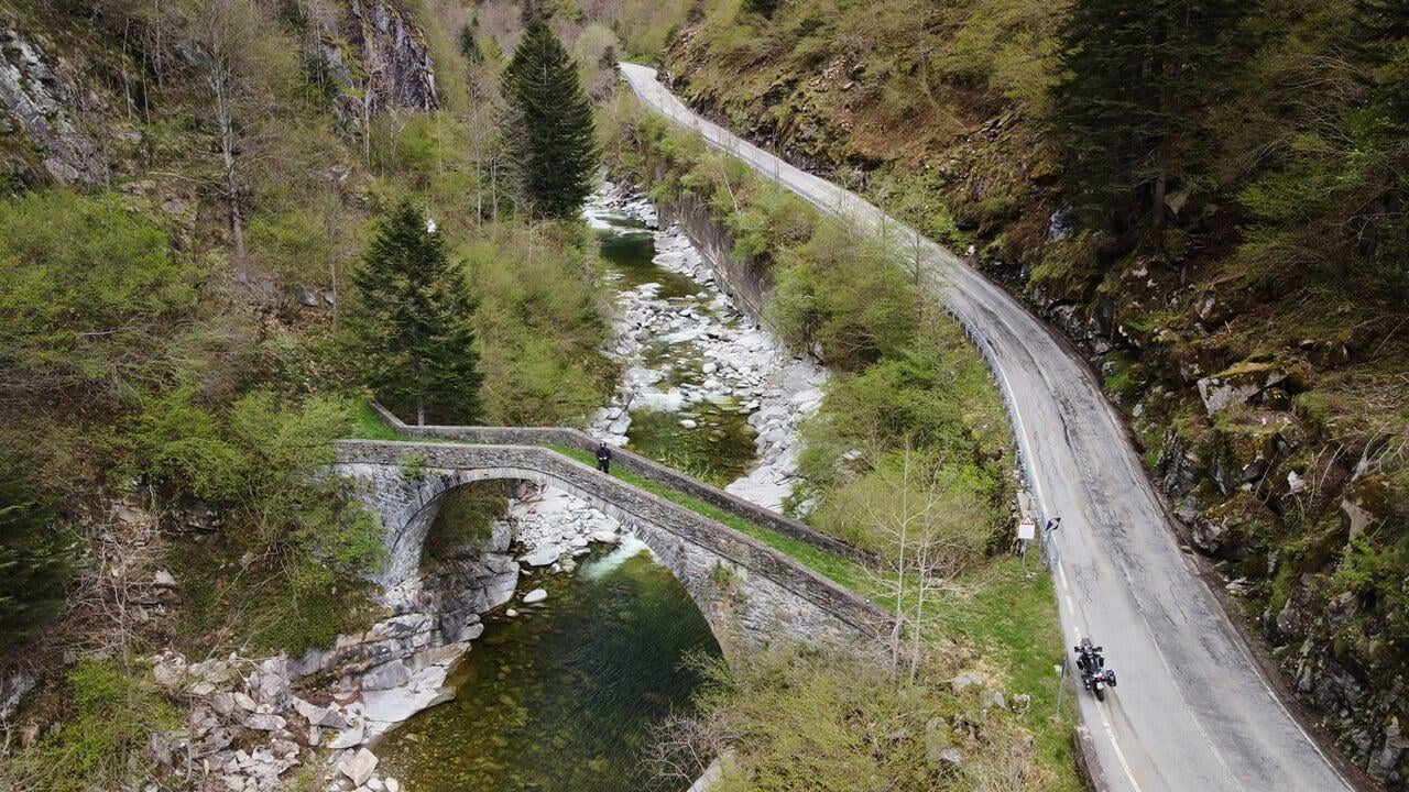 Valsesia fuori rotta: un salto a due ruote nel mio passato da trekker